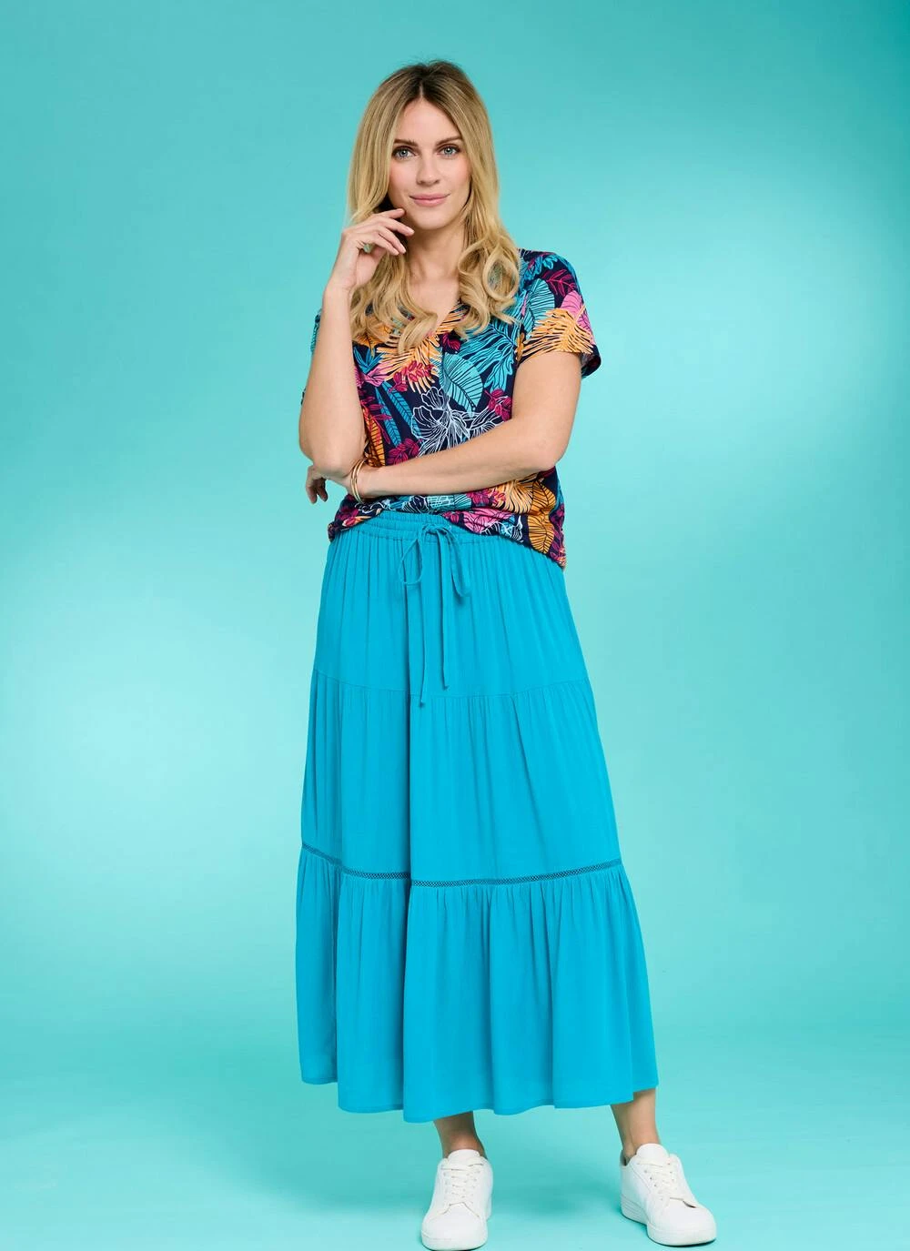 Elasticated Waist Tiered Midi Skirt 3 Elasticated Waist Tiered Midi Skirt